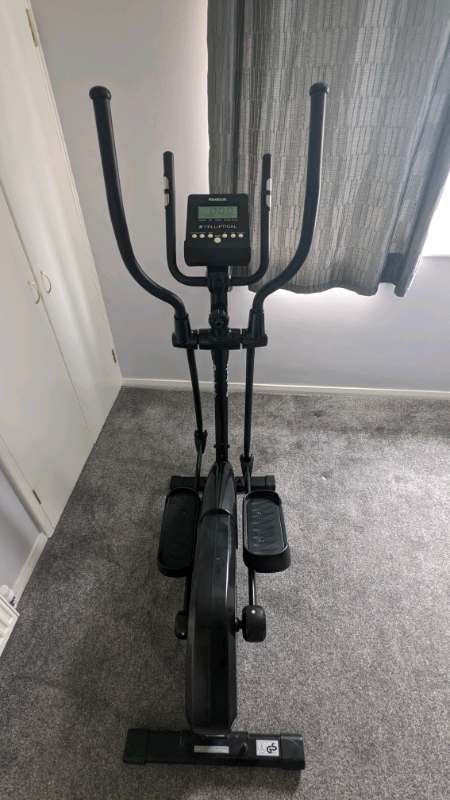 z7 elliptical cross trainer